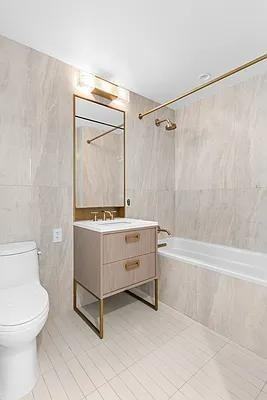 Court Sq #3909 - Photo 4 of 19