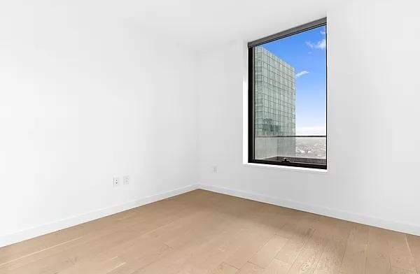 Court Sq #3909 - Photo 5 of 19