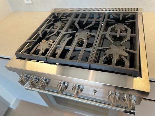 Court Sq - Photo 6 of 20