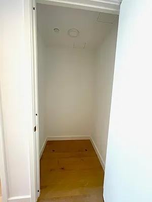 Court Sq #524 - Photo 6 of 20