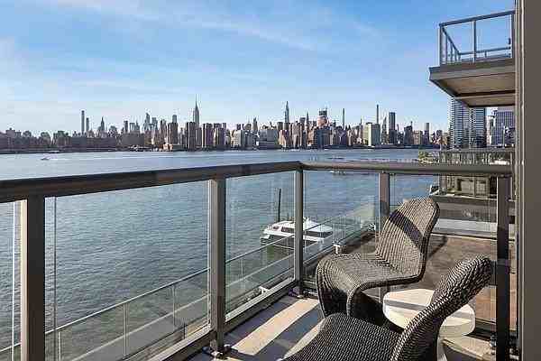 Wharf Dr #3905 - Photo 4 of 20