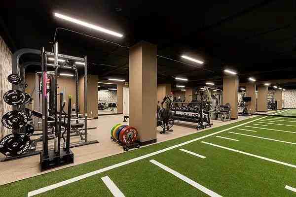 W 96th St #0411 - Photo 3 of 7