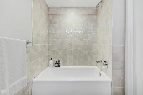 W 96th St #0408 - Photo 3 of 7