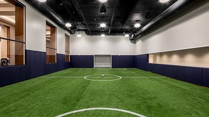 W 61st St #1434 - Photo 7 of 16