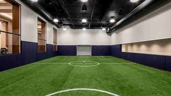 W 61st St #1917 - Photo 6 of 14