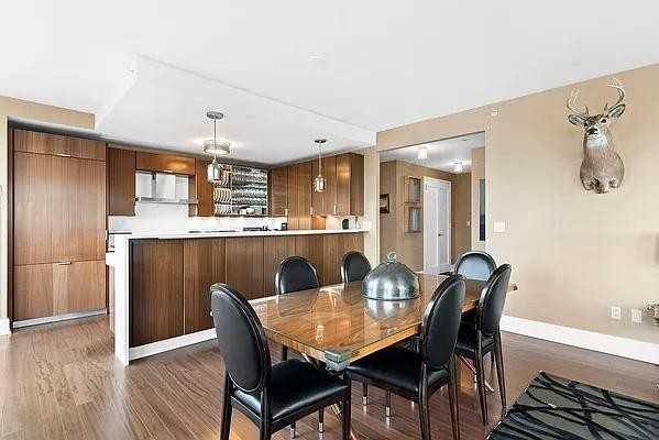 Riverside Blvd #3102 - Photo 4 of 20