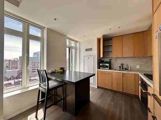 W 122nd St #16E - Photo 2 of 11