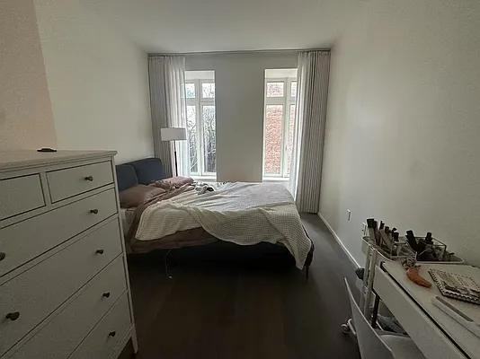 W 122nd St #4D - Photo 3 of 10