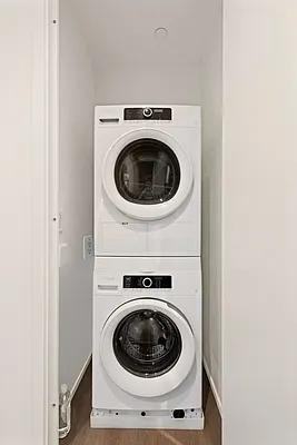 W 122nd St #5B - Photo 6 of 8