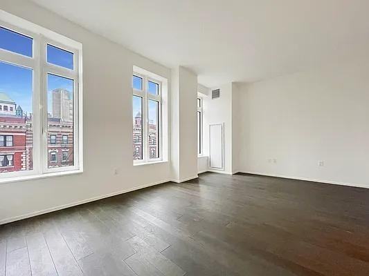 W 122nd St #6F - Photo 2 of 20