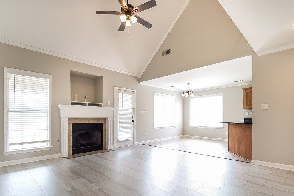 4298 Arabella Dr - Photo 5 of 17