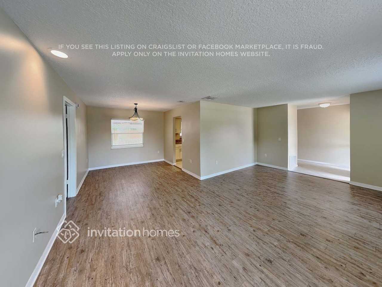 8140 Caraway Dr - Photo 3 of 19