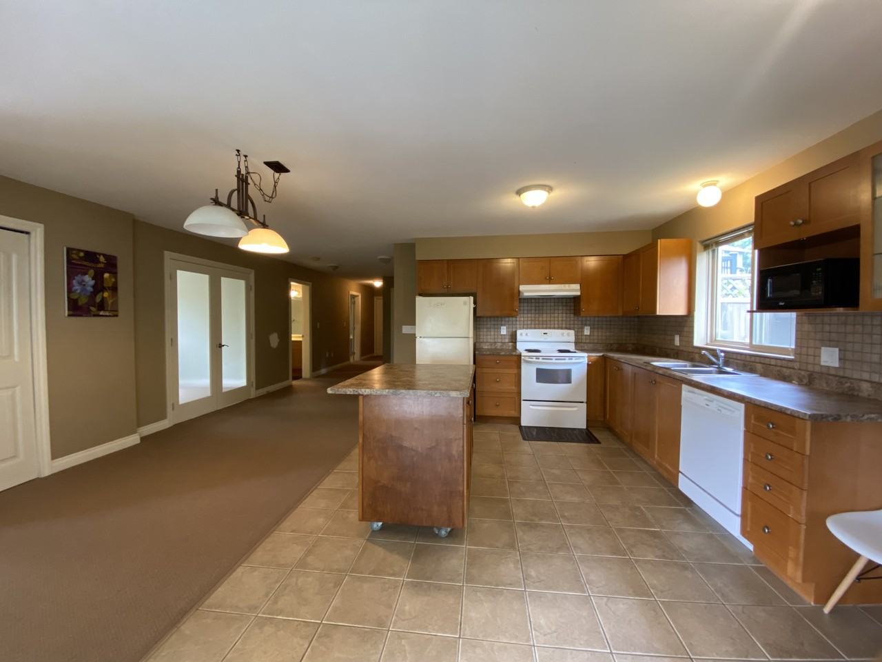 1160 Howse Place - Photo 3 of 23