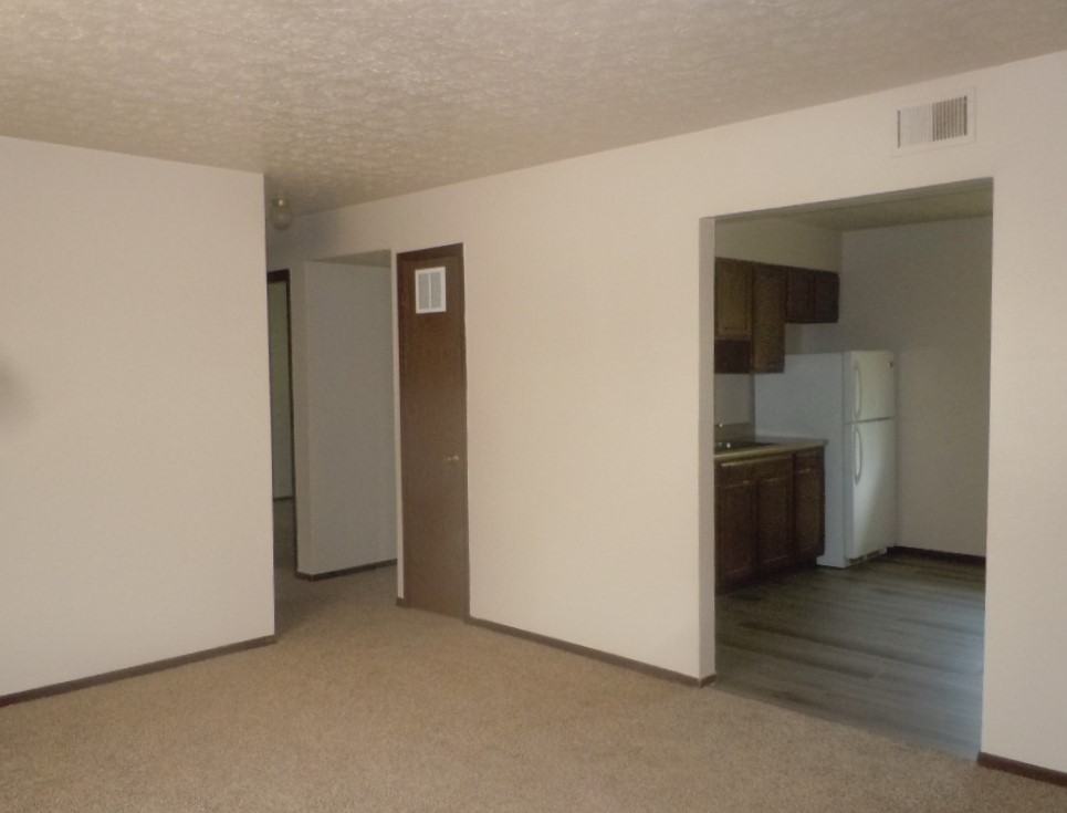 724 Patty Drive #D - Photo 3 of 10