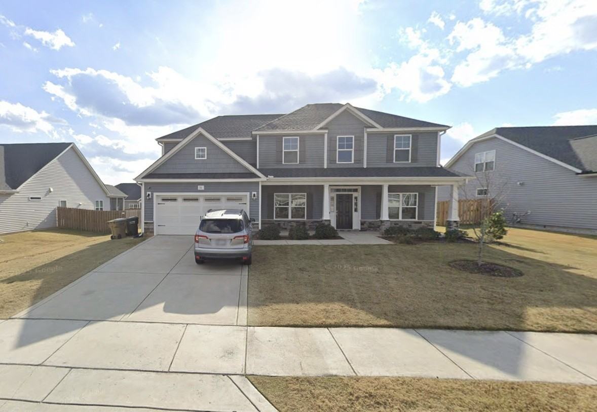 76 Kingsly Dr - Photo 4 of 18