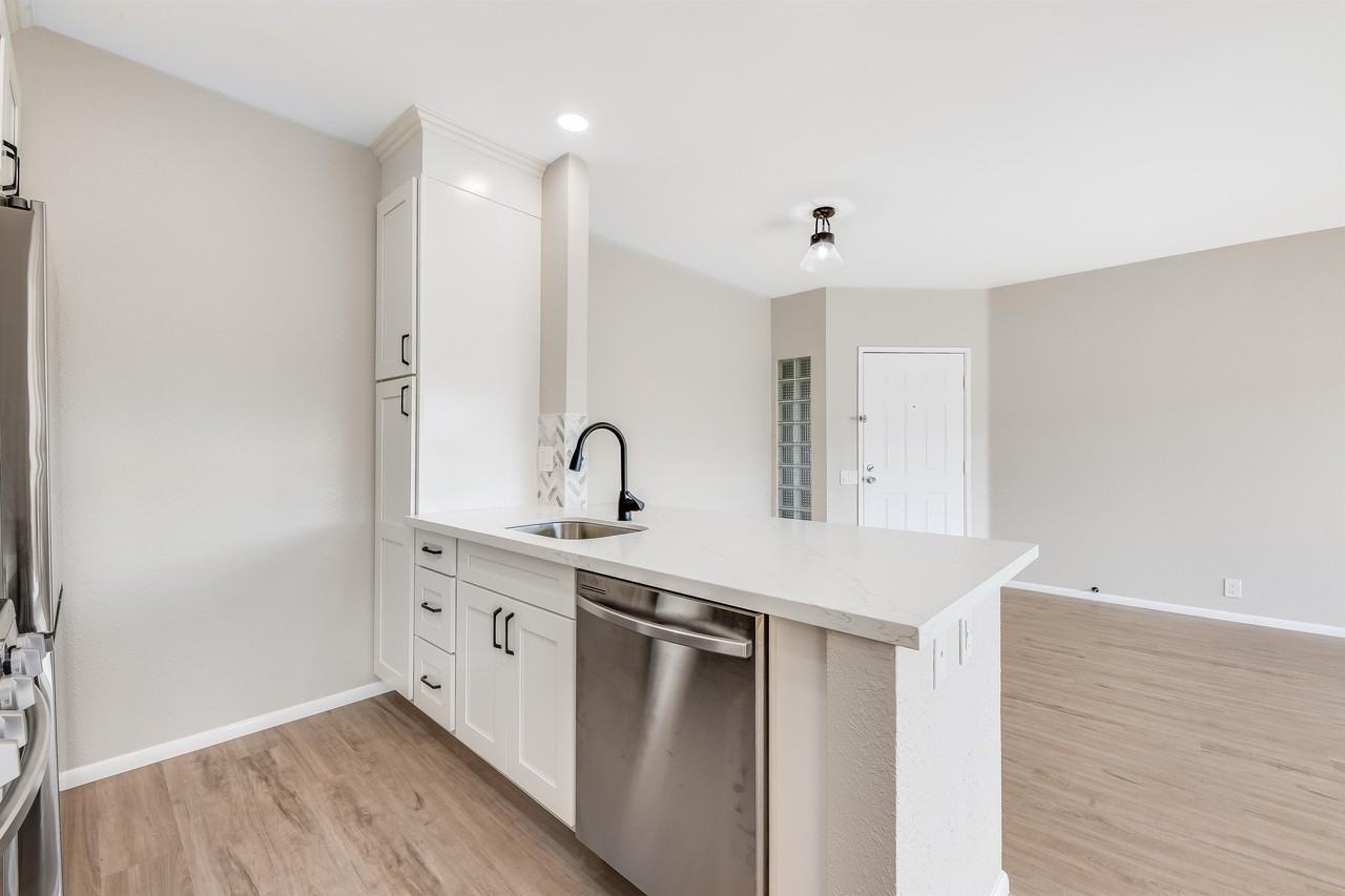 91-284 Hanapouli Cir #1 - Photo 4 of 35