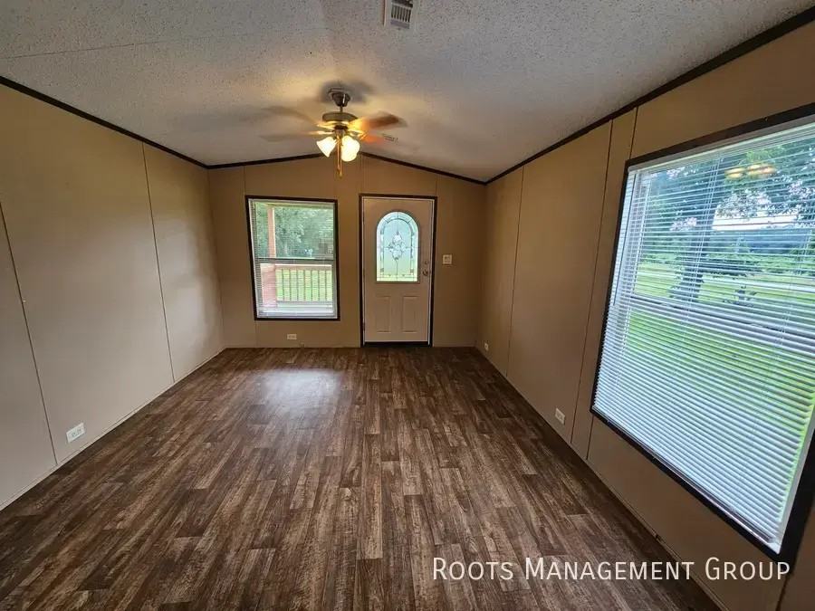 1212 Williamsburg Rd #1212W - Photo 3 of 11