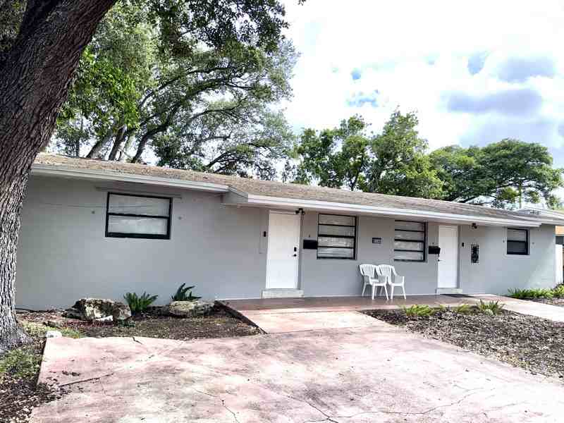 6144 Sw 30th St #W - Photo 2 of 13