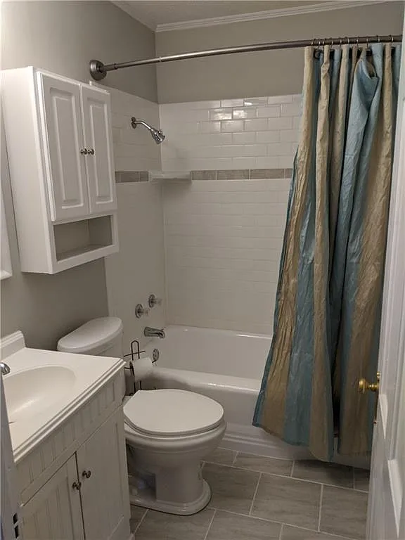 5026 Rosslyn Ave - Photo 6 of 17