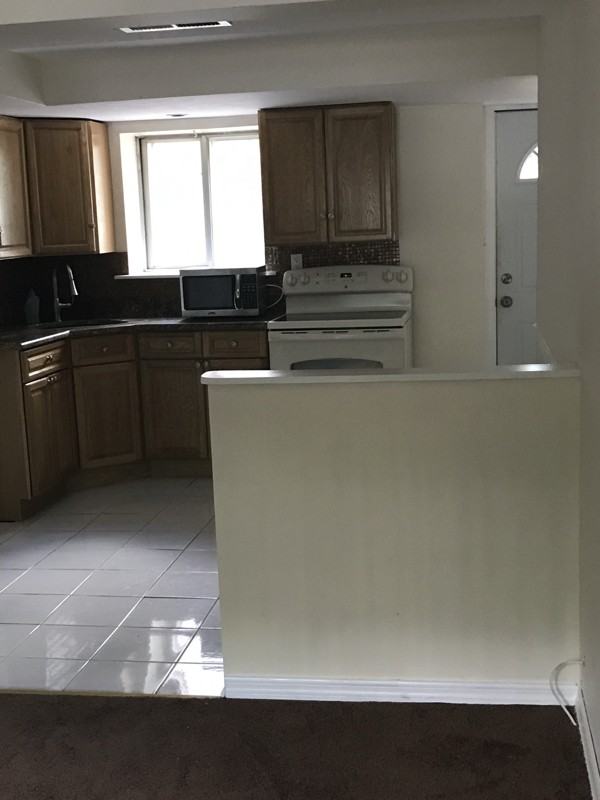 78 Morewood Dr - Photo 3 of 10