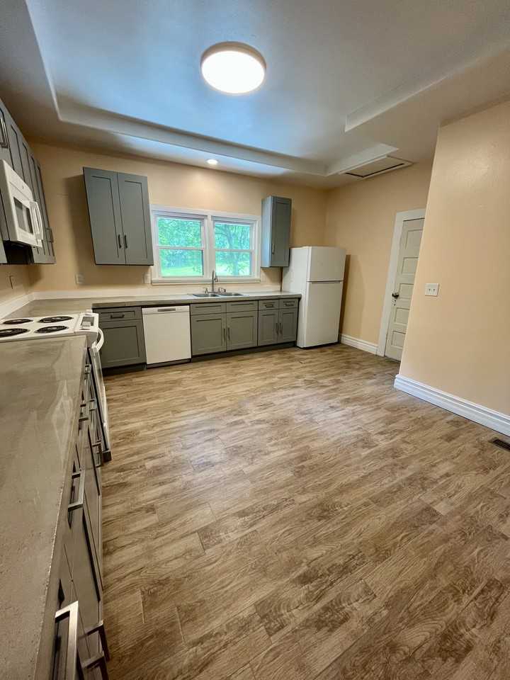 440 Selma Rd #NA - Photo 3 of 19