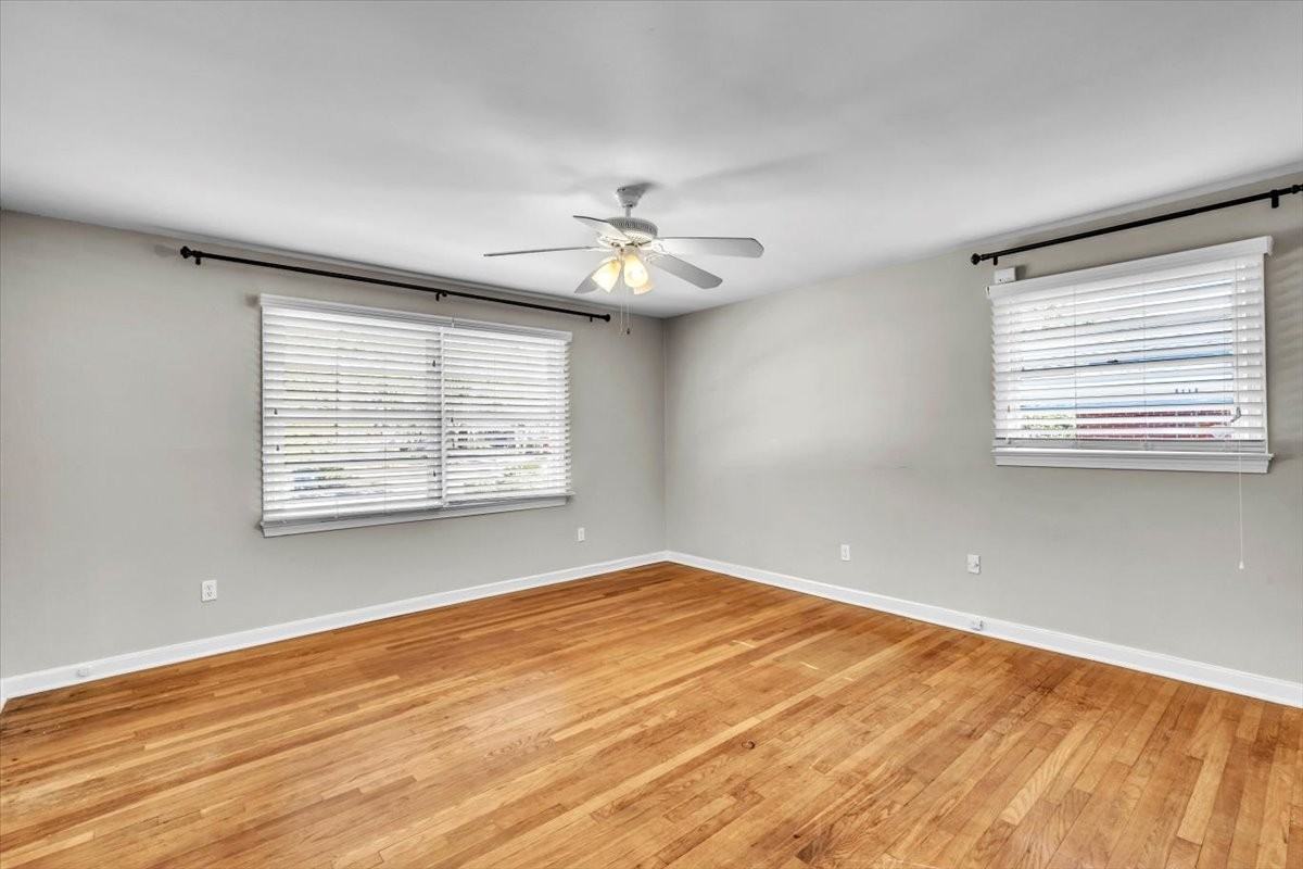 317 Kensington Dr #NA - Photo 4 of 40