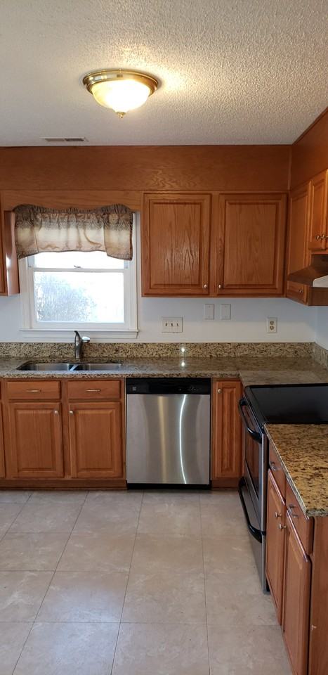 2538 Cottage Pl #2538 - Photo 6 of 11