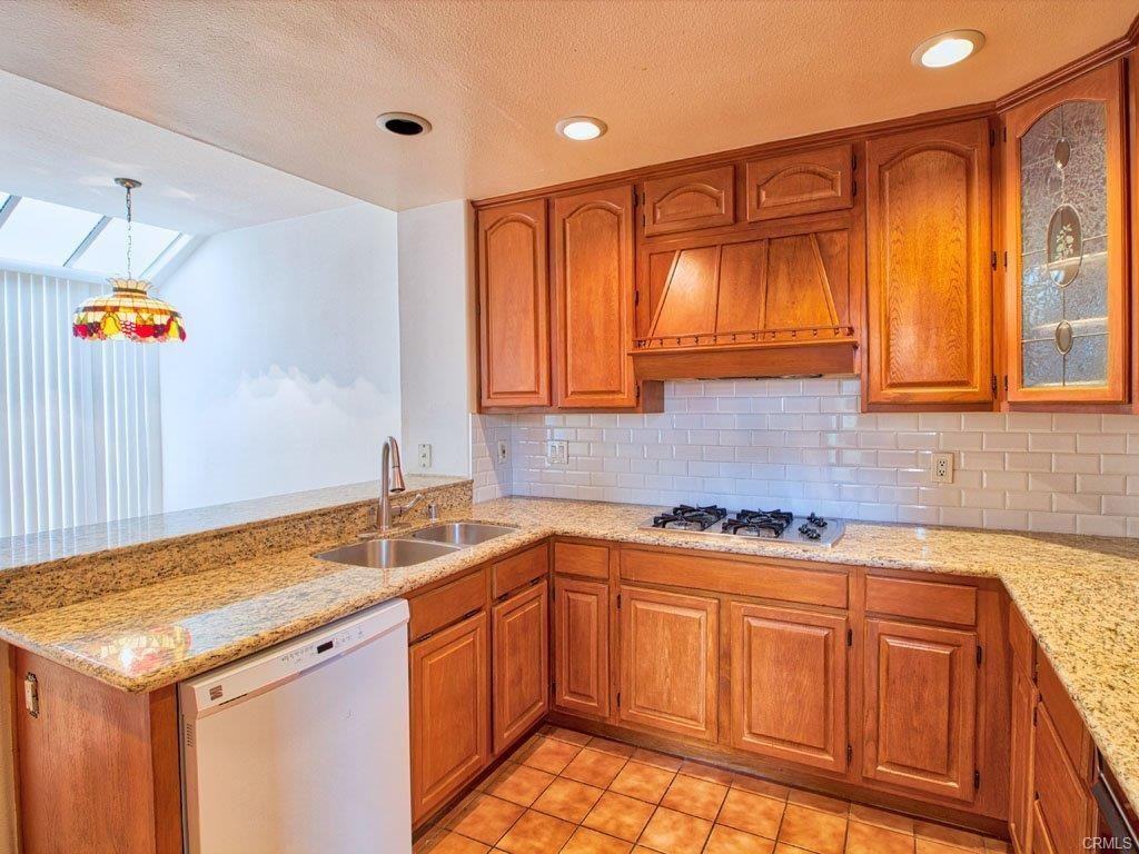 968 Calle Amable - Photo 2 of 8