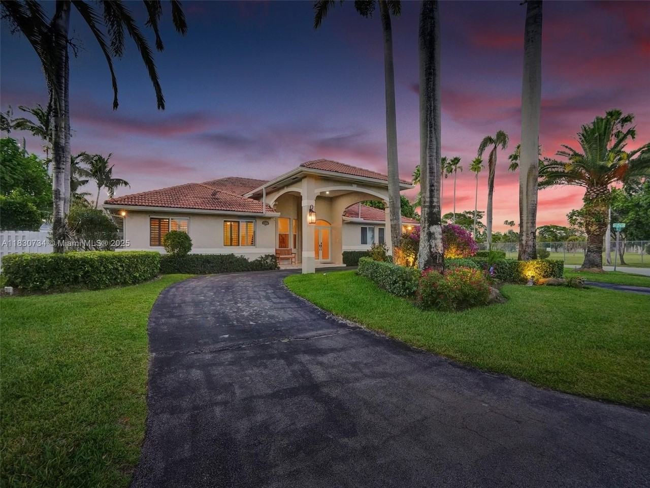 12401 Sw 77th St #12401 - Photo 2 of 50