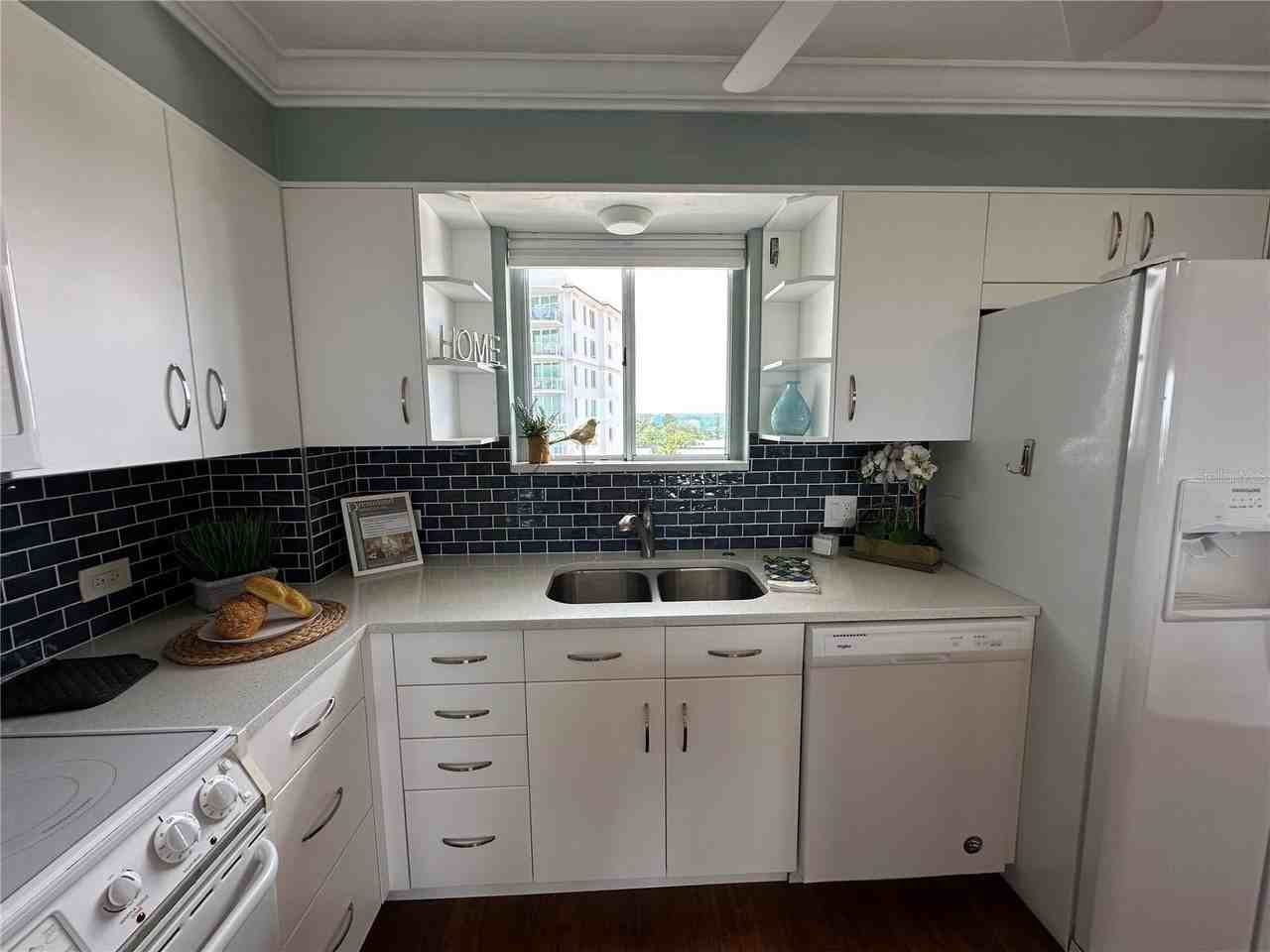 1365 Snell Isle Blvd Ne #6E - Photo 7 of 19