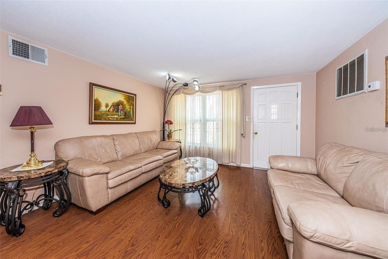 4902 Vision Ave - Photo 6 of 25