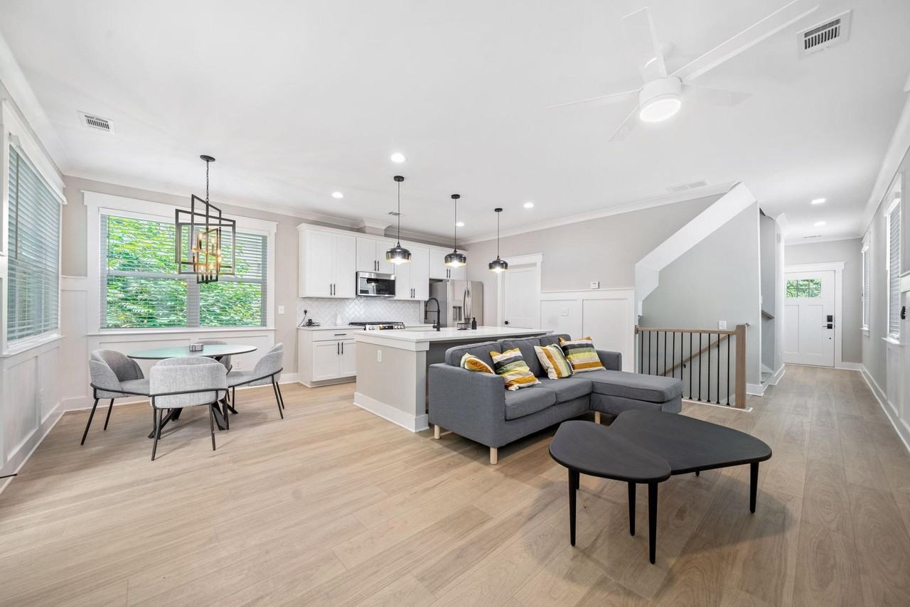 Griffin St Nw - Photo 2 of 7