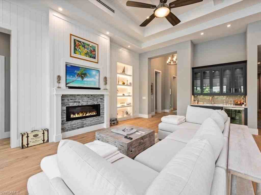 3340 Kumamoto Ln - Photo 3 of 35