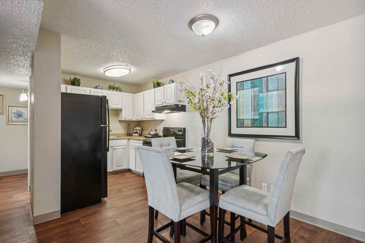 University Village Apartments - Photo 5 of 40