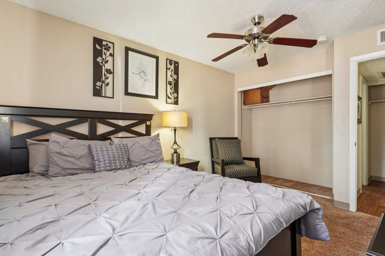 University Village Apartments - Photo 6 of 40