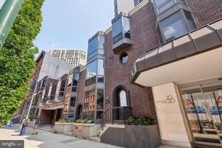 2024 Walnut St #2024 - Photo 1 of 1