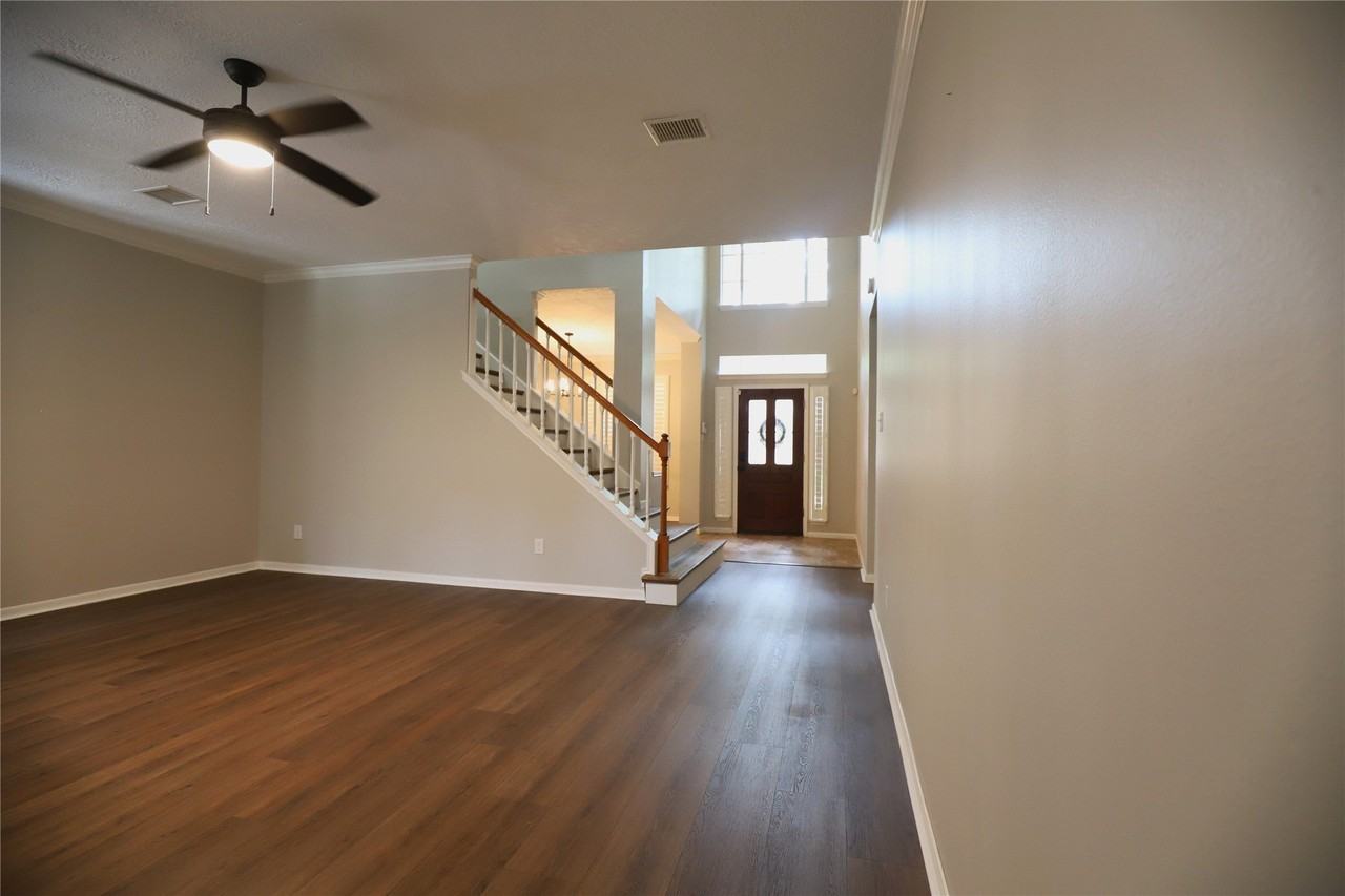 21631 Live Oaks Spring Drive - Photo 6 of 39