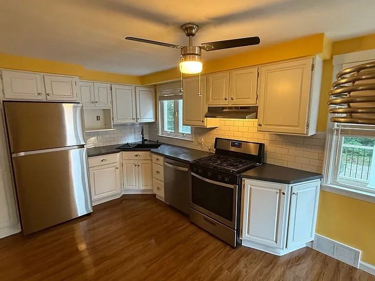 216 Sawmill Road - Photo 3 of 7