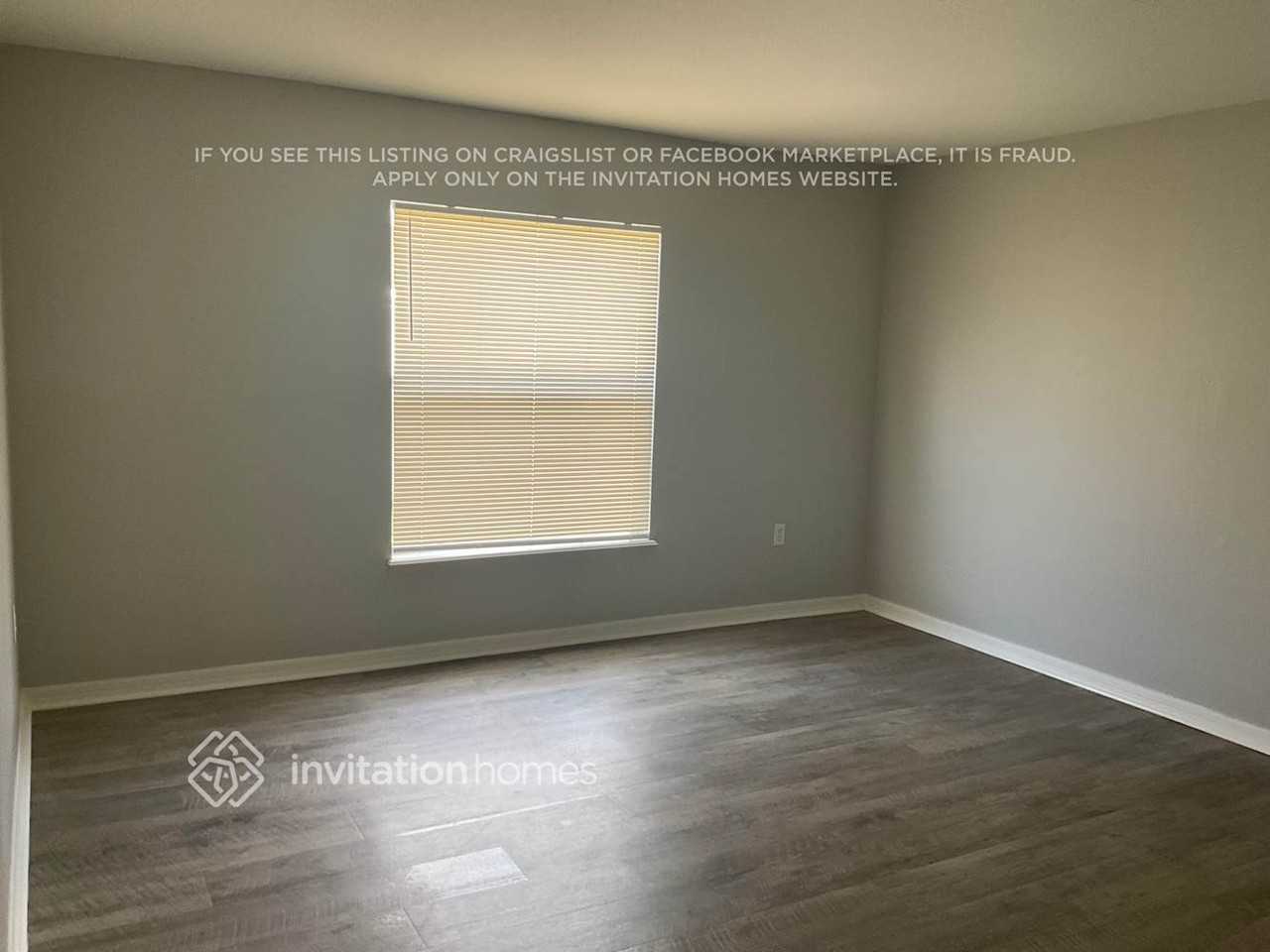 312 Thomasdale Ave - Photo 5 of 14