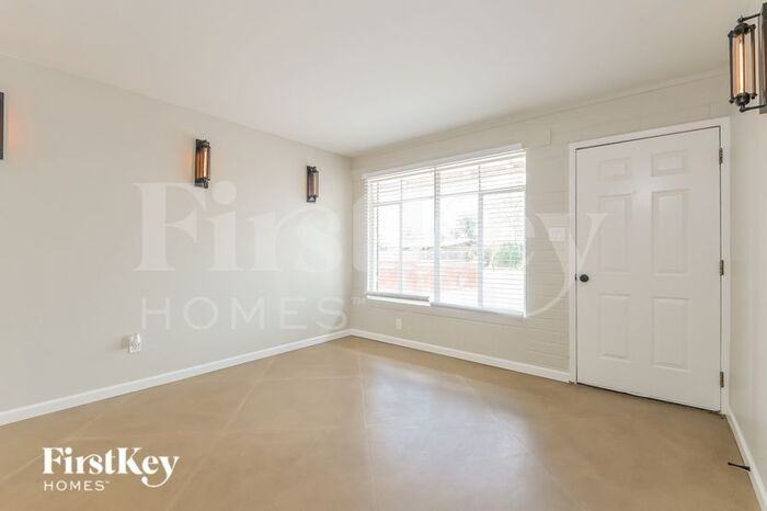 3656 E Sylvane St - Photo 2 of 15