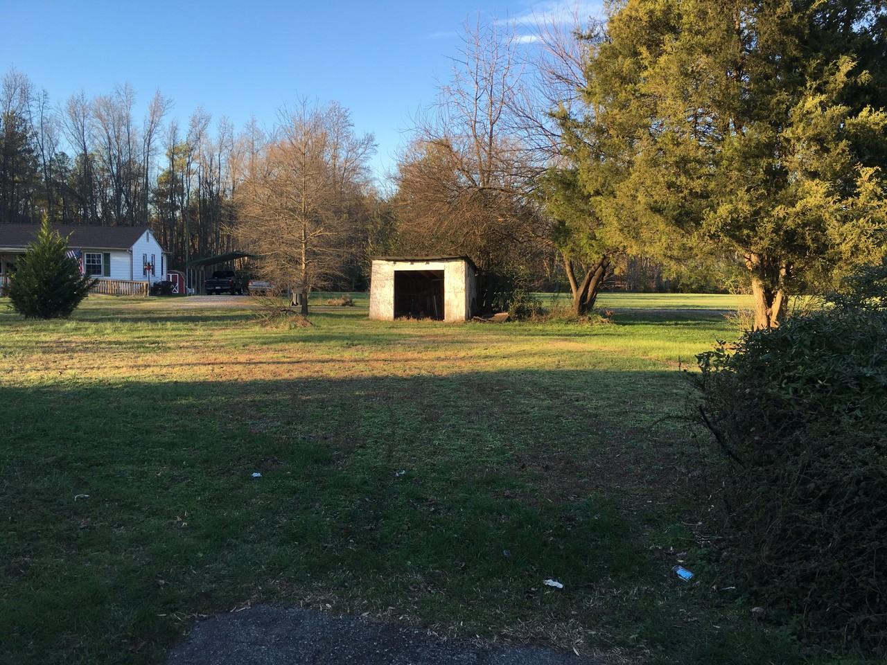 200-298 Amburn Ln - Photo 3 of 4