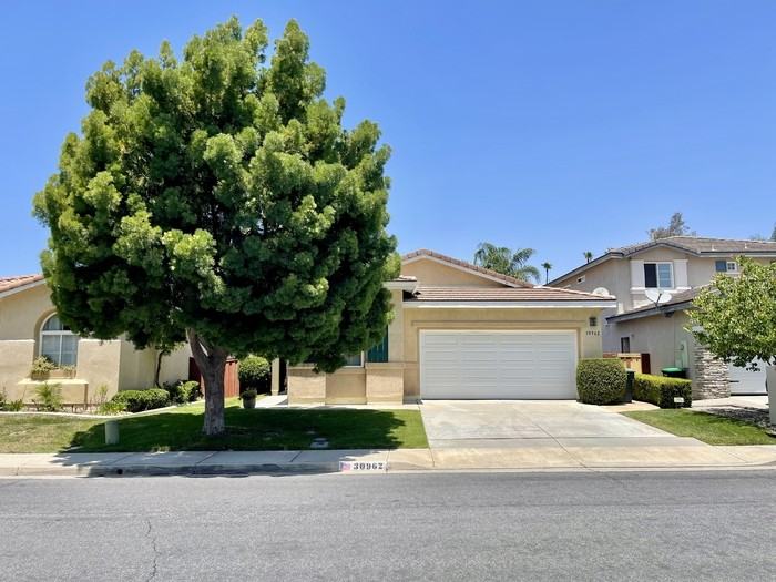 30962 Crystalaire Dr - Photo 3 of 50