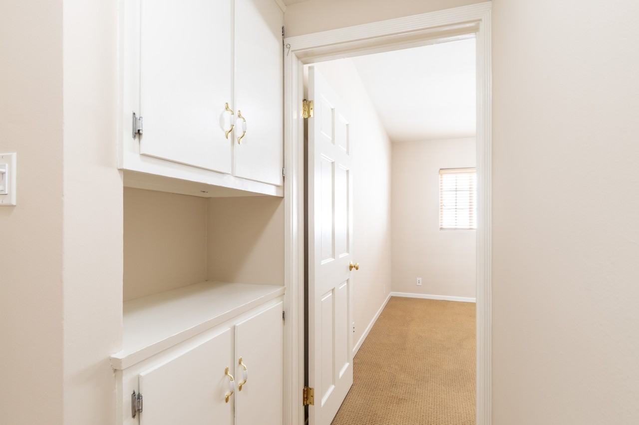 11669 Mayfield Ave #4 - Photo 6 of 17