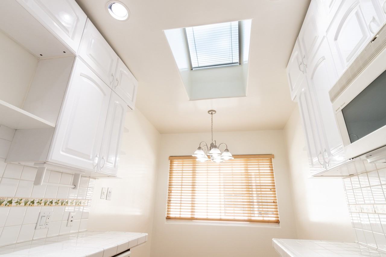 11669 Mayfield Ave #4 - Photo 7 of 17