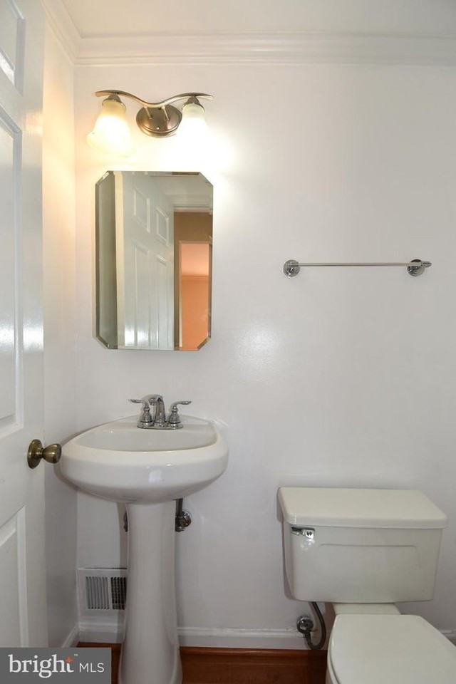 4037 Broadwire Dr #NA - Photo 3 of 50