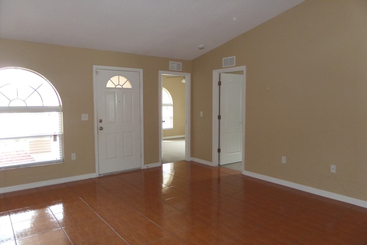 133 Clay Cut Cir - Photo 2 of 16