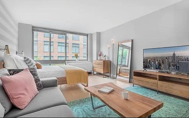 W 15th St #7B - Photo 2 of 20