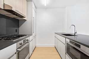 featured image of E 29th St #29G