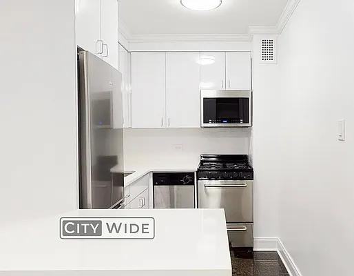 E 16th St #9A - Photo 3 of 20