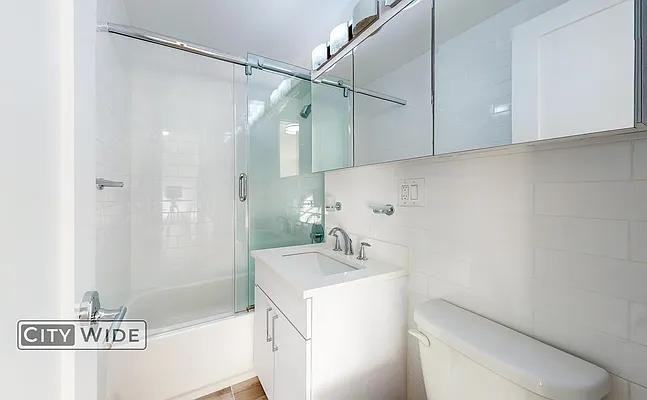 E 16th St #9A - Photo 4 of 20